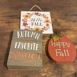 Autumn and Fall Decorative Signs Set